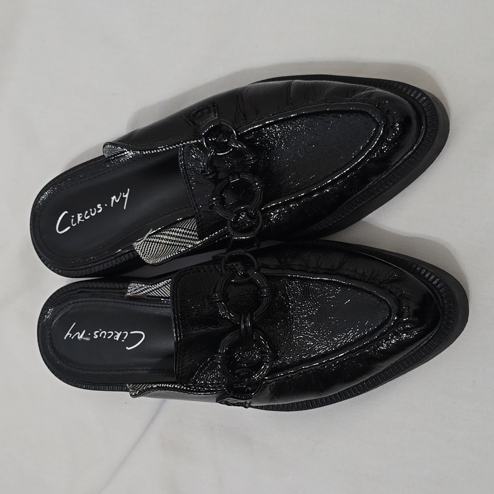 Circus NY NIB Black Patent Lug Sole Miles 6.5